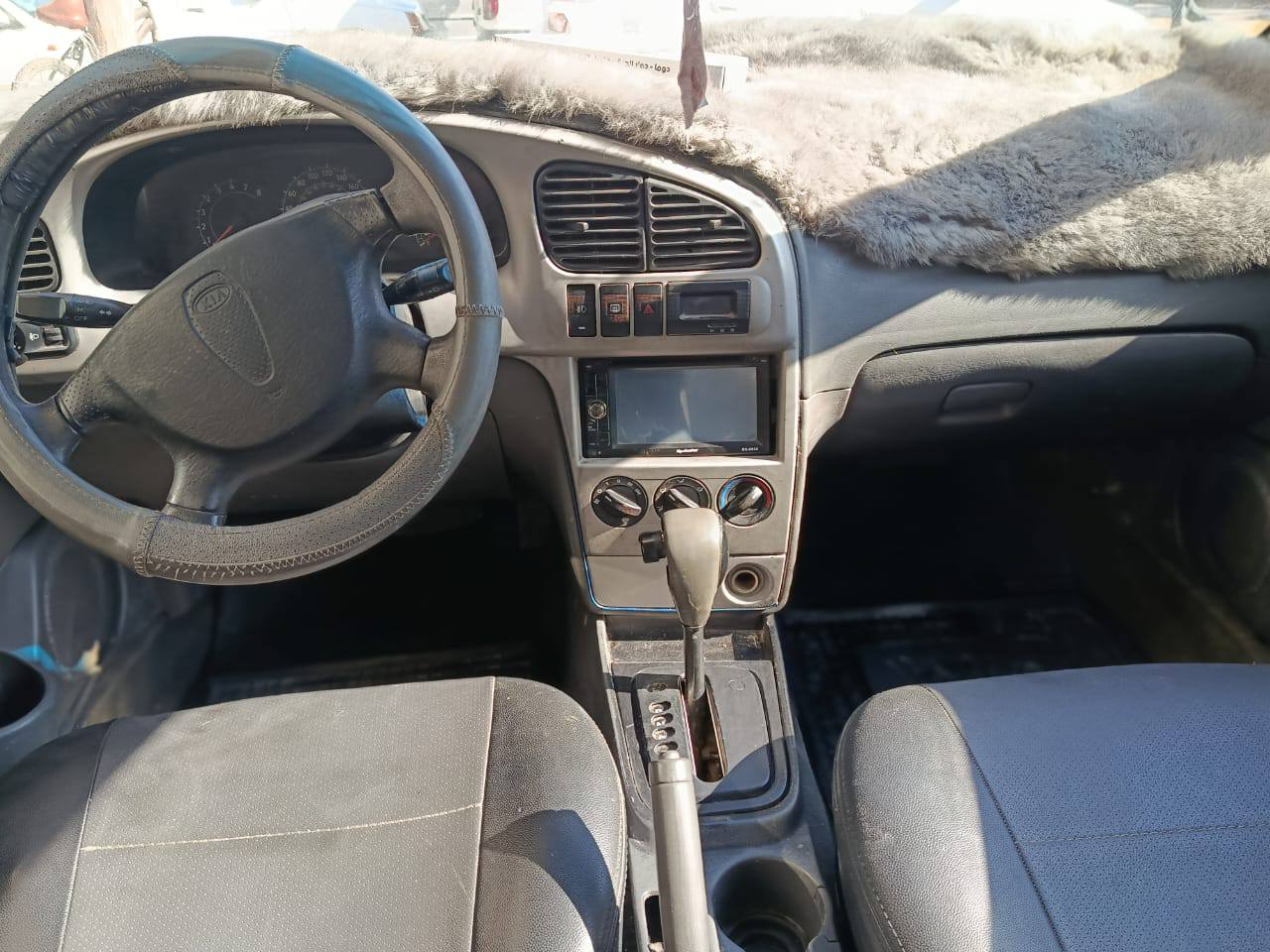 كيا شوما 2002 - صورة 4