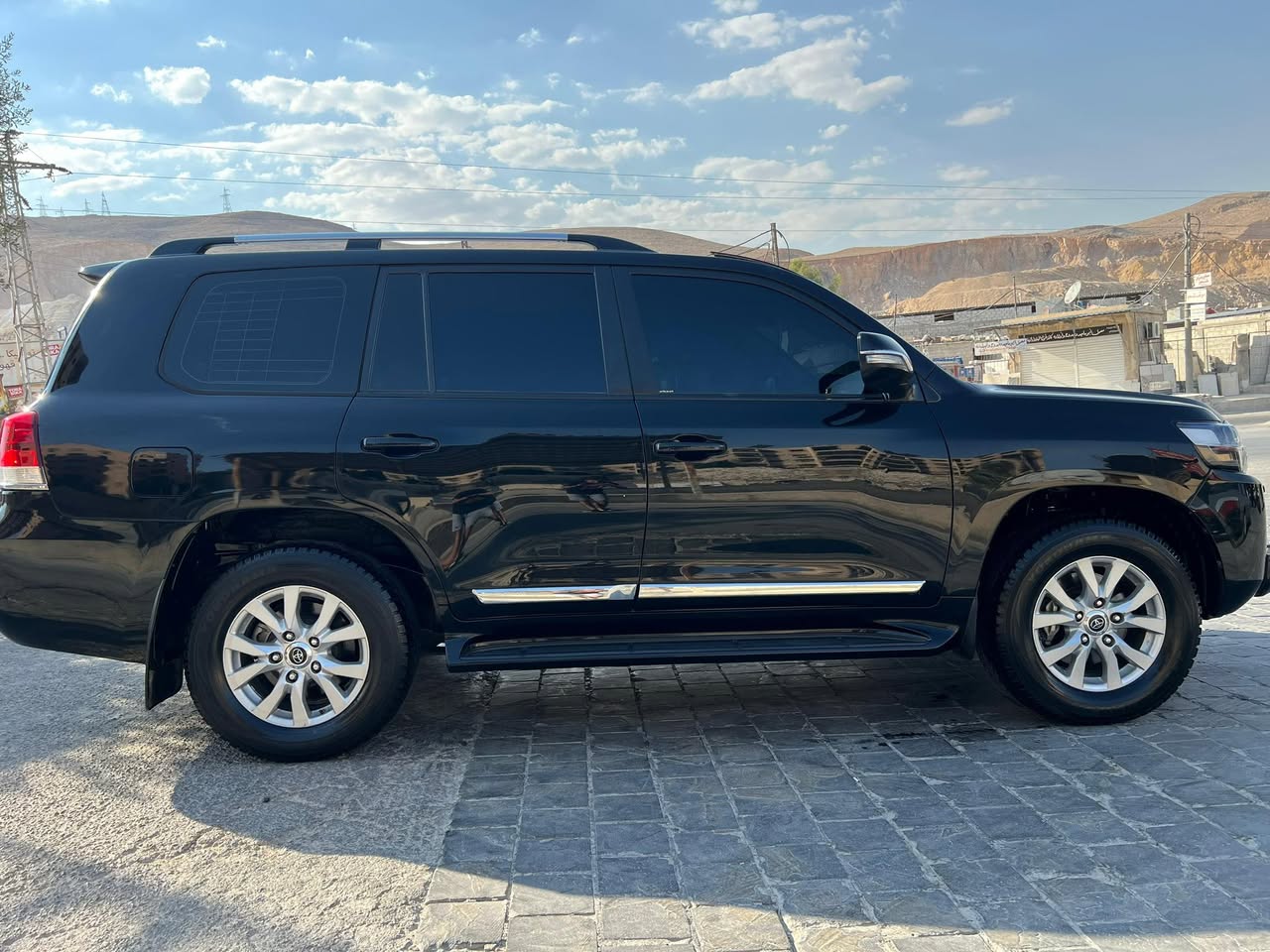 تويوتا لاند كروزر 2017 - صورة 3