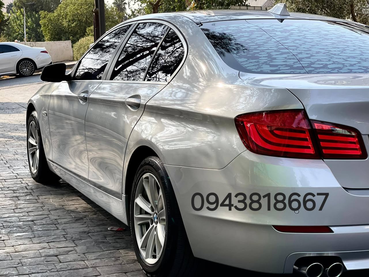 BMW 528i F10 2012 - صورة 3