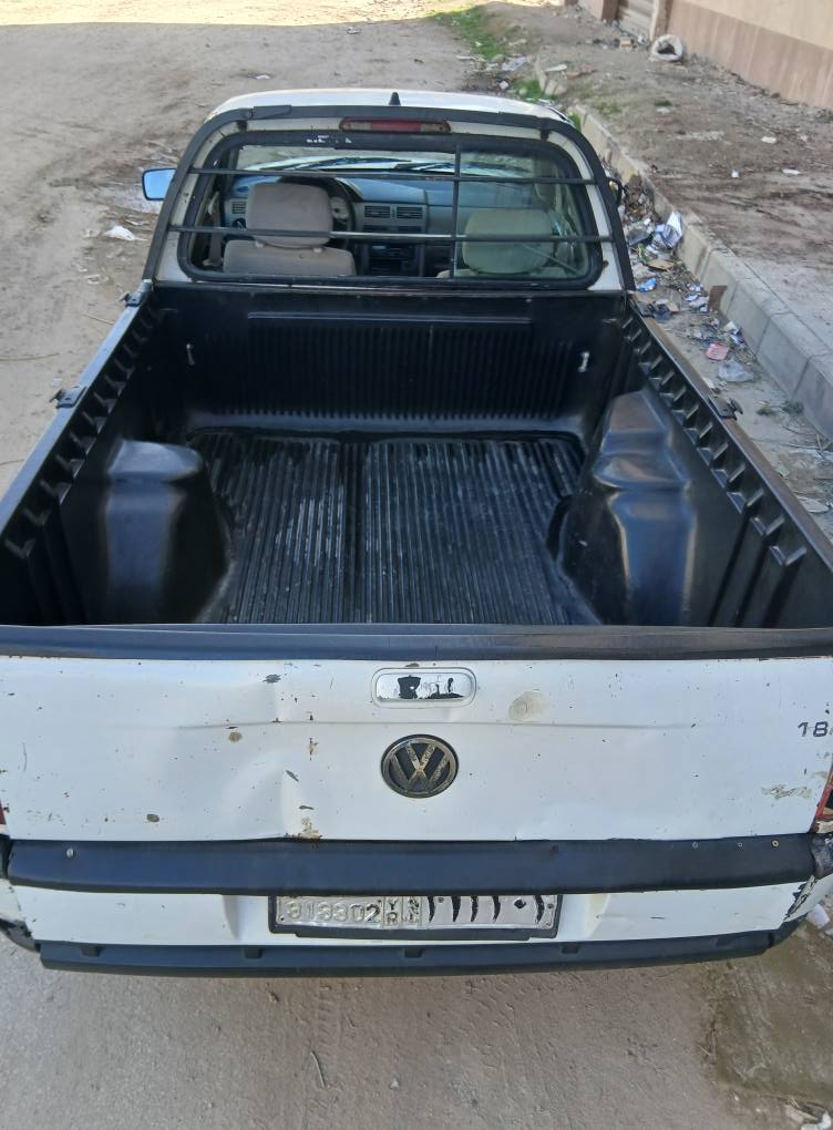 فولكس فاجن سافيرو 2004 - صورة 2