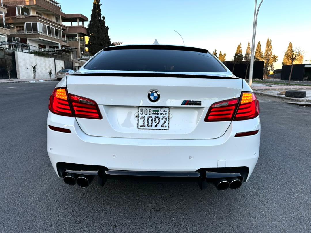 BMW 530i 2013 - صورة 2