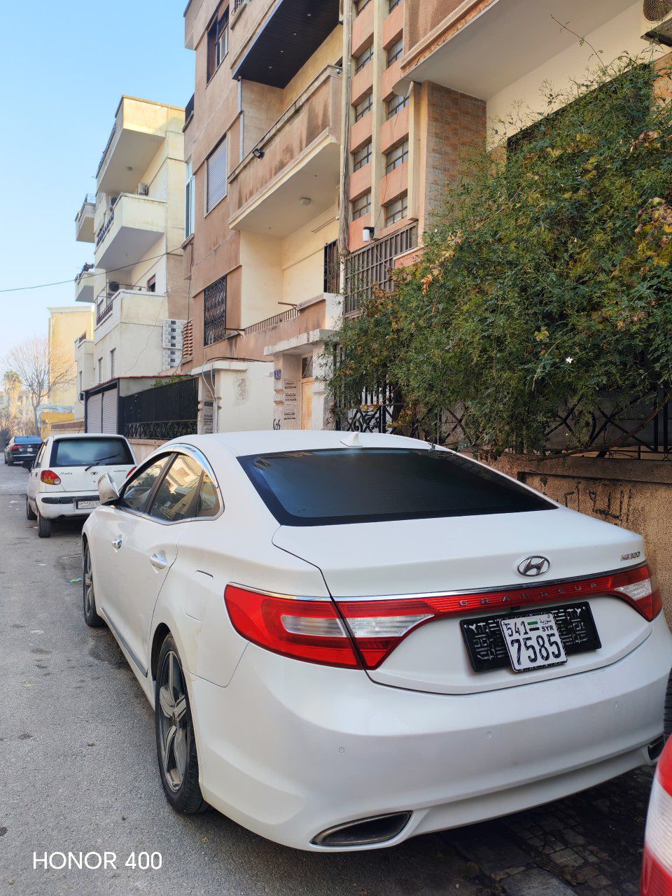 Hyundai Azera Grandeur 2011 - صورة 2