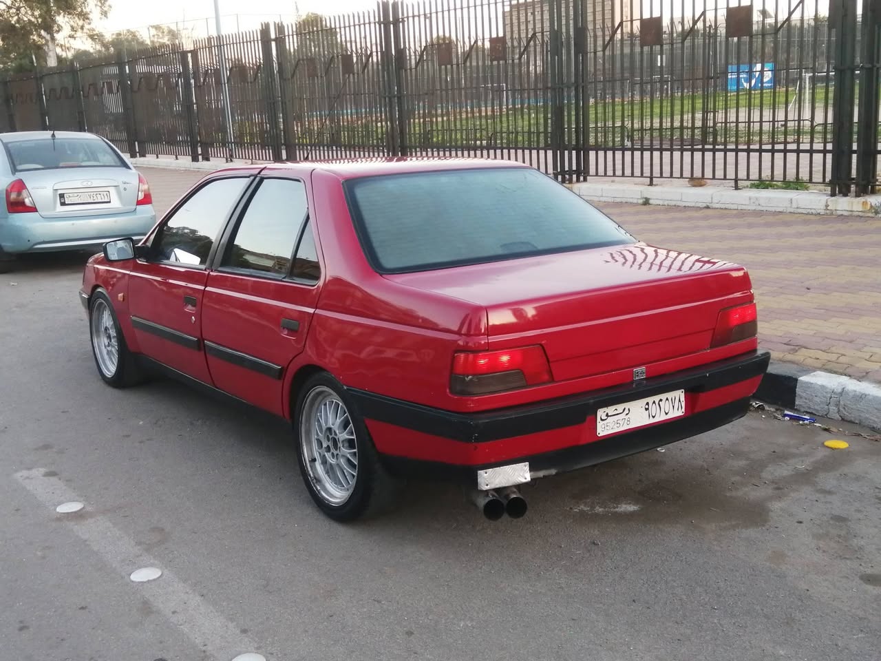 بيجو ٤٠٥ 1993 - صورة 2