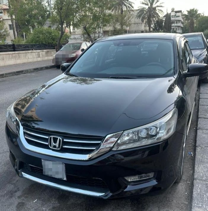 هوندا اكورد 2015 - صورة 1