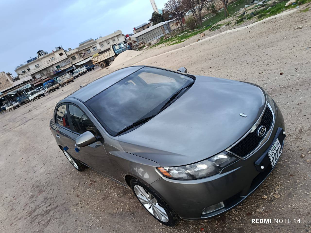 كيا سيراتو 2011 - صورة 1