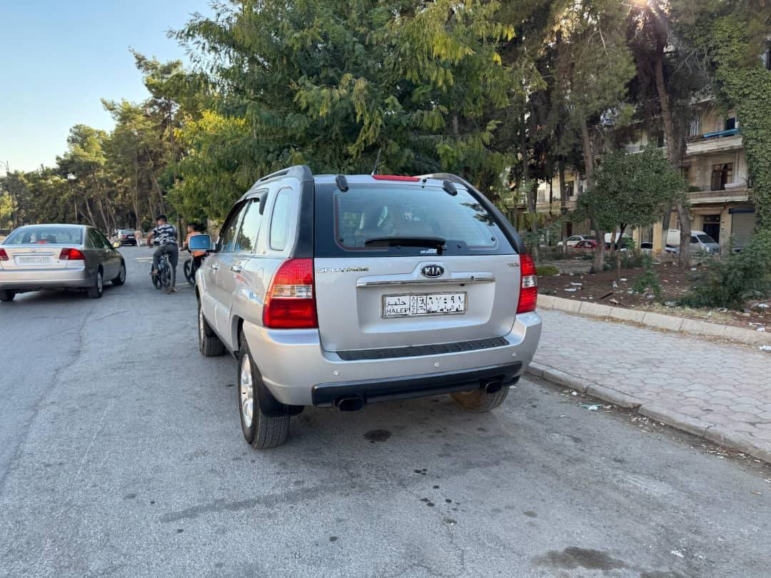 كيا سبورتاج 2007 - صورة 4