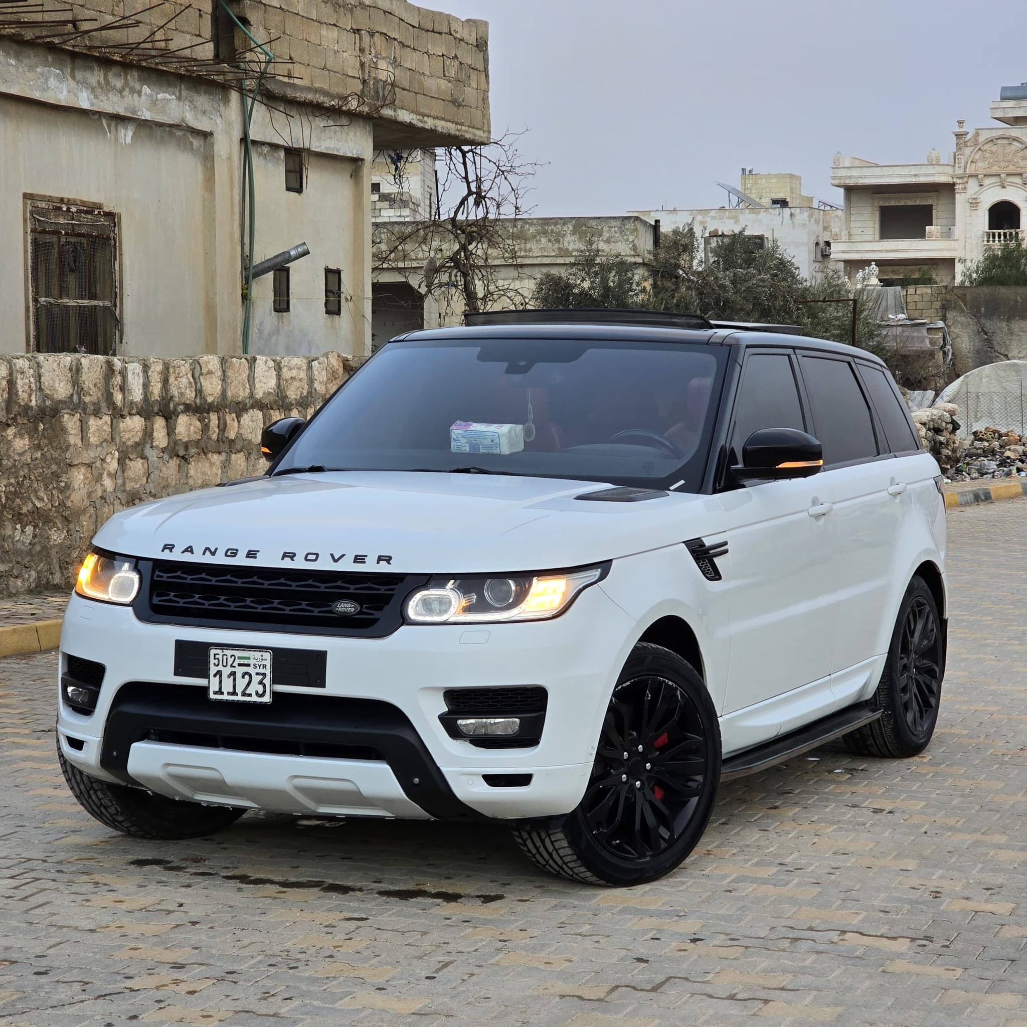 رانج روفر سبورت 2014 - صورة 1