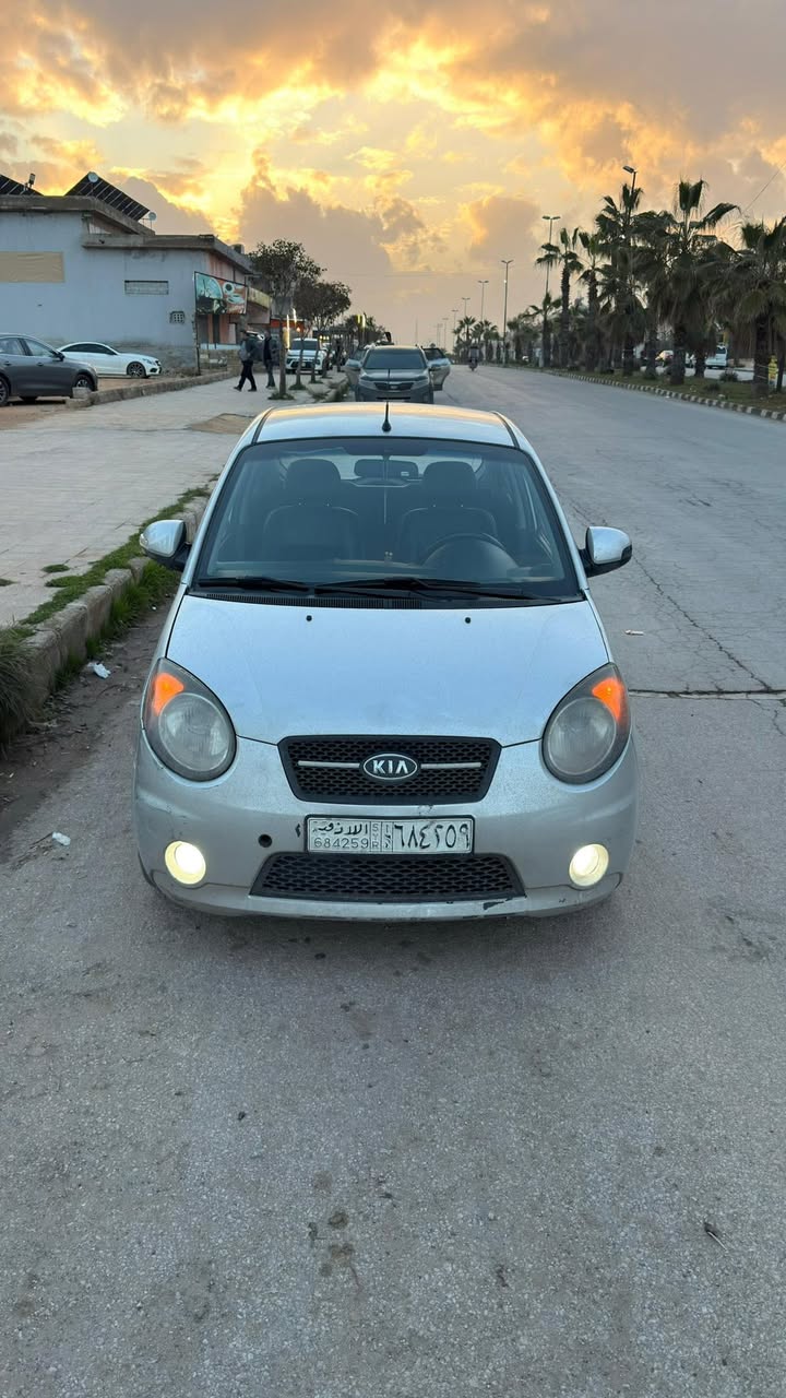 كيا مورنيغ 2009 - صورة 2