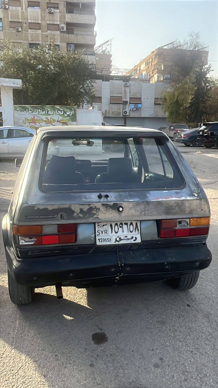 فولكس فاجن Golf 1976 - صورة 2