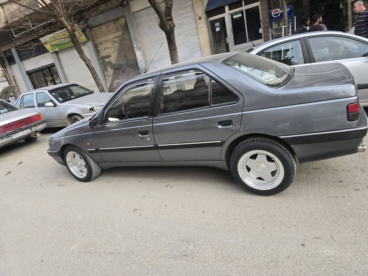 بيجوه GLX 2004 - صورة 3