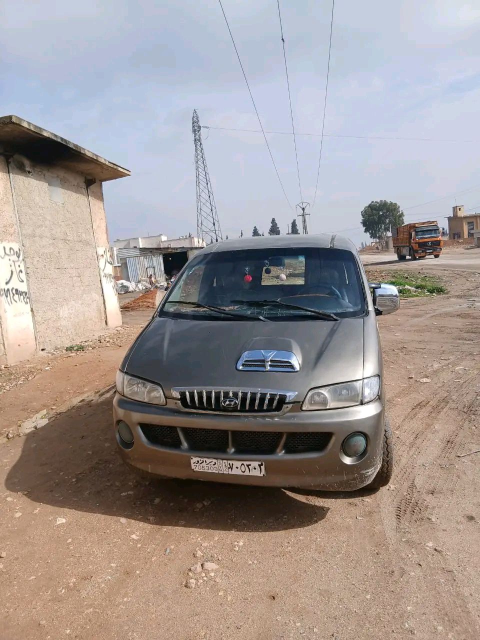 هيونداي ستاركس 1999 - صورة 1