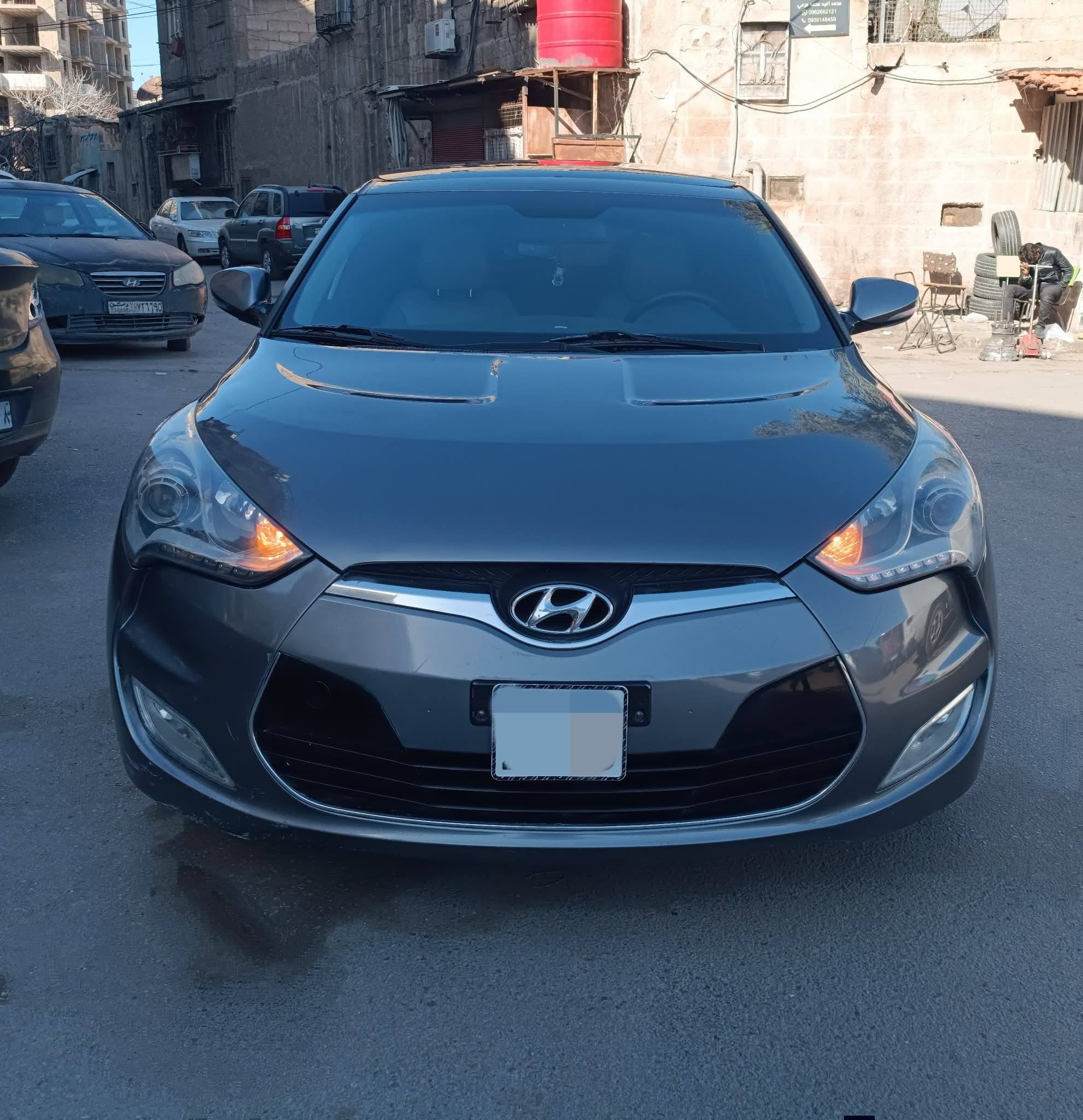 هيونداي فوليستر 2015 - صورة 1