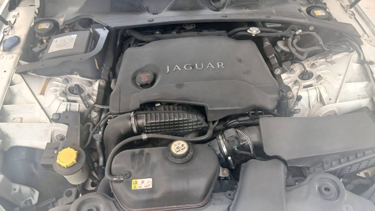 جاكور XJL 2011 - صورة 5