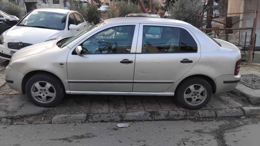 سكودا فابيا 2003 - صورة 1