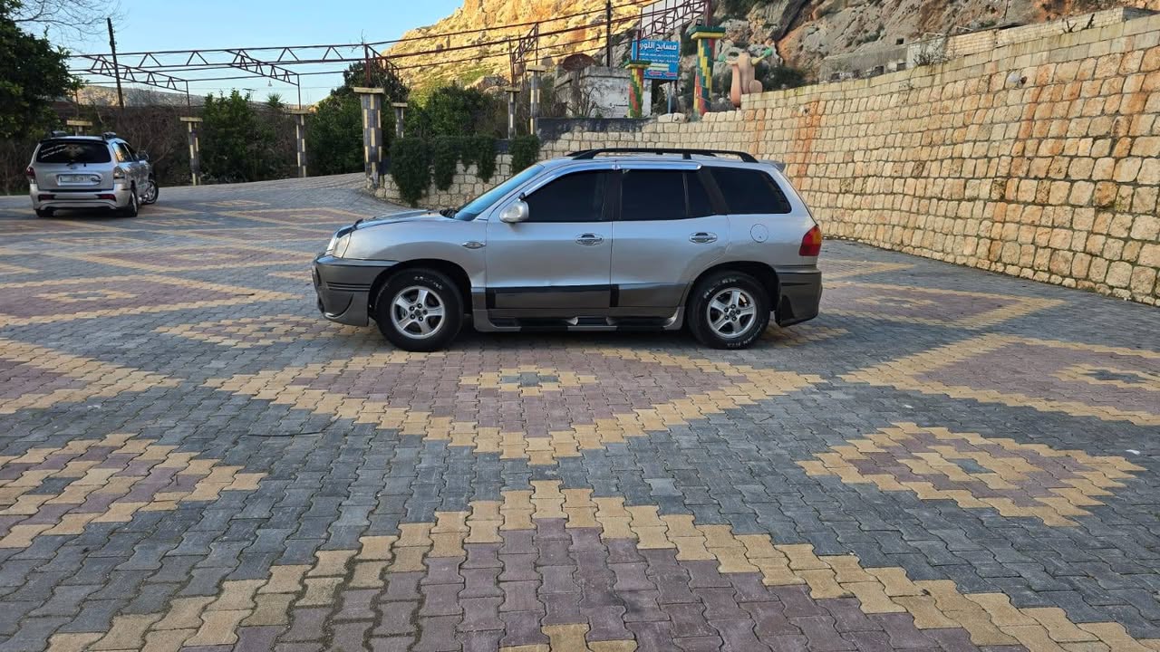 هيونداي سنتافي 2004 - صورة 5