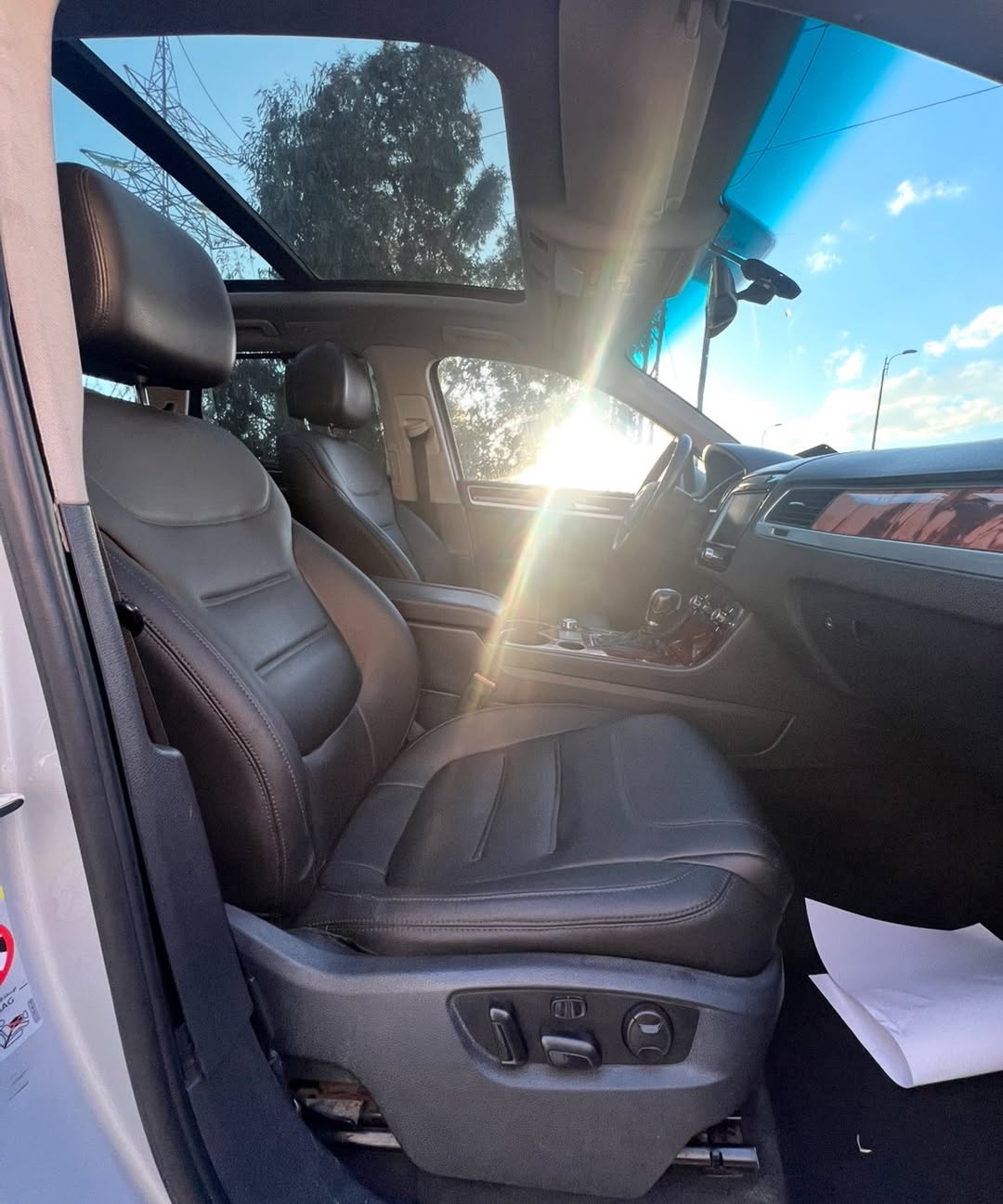 فولكس فاجن طوارق 2012 - صورة 3