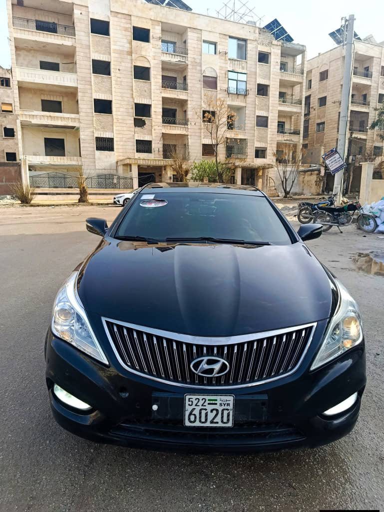 هونداي ازيرا 2012 - صورة 4