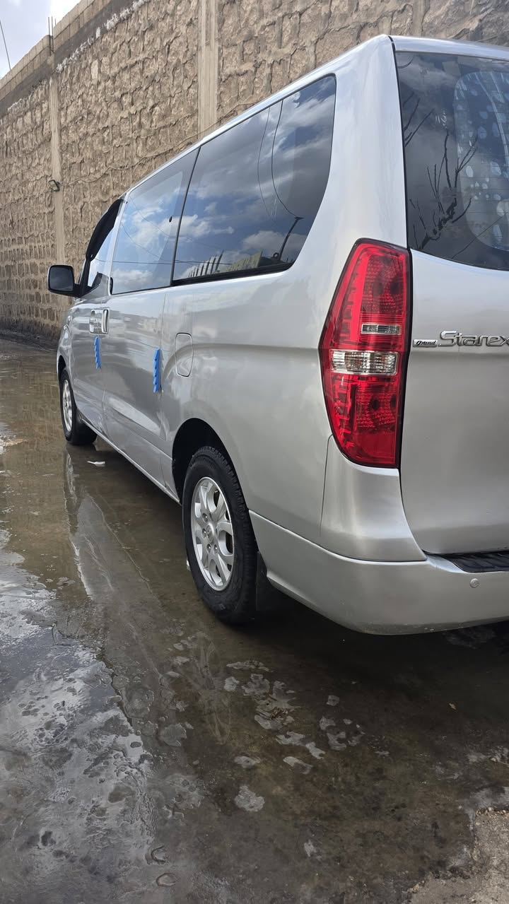 هيونداي ستاركس 2009 - صورة 5