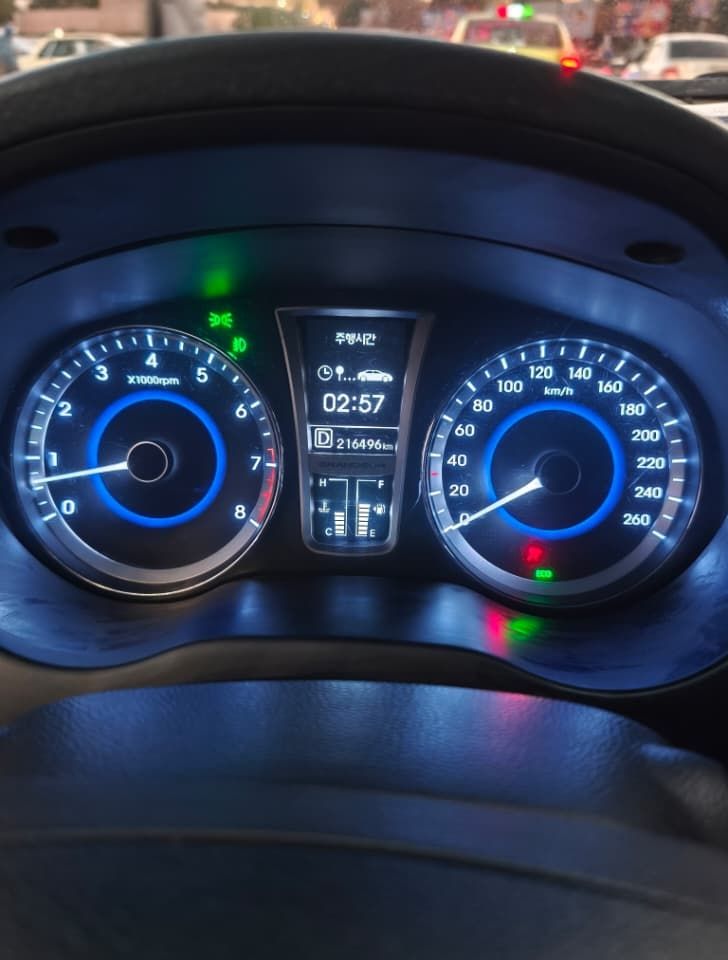 هيونداي أزيرا (Grandeur) 2012 - صورة 3