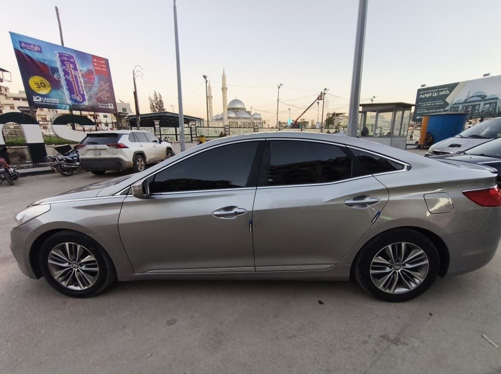 هيونداي أزيرا (Grandeur) 2012 - صورة 4