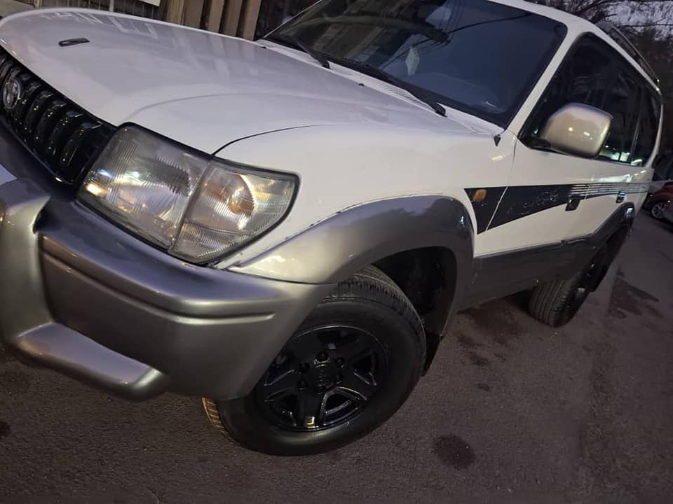 تويوتا برادو 1999 - صورة 4