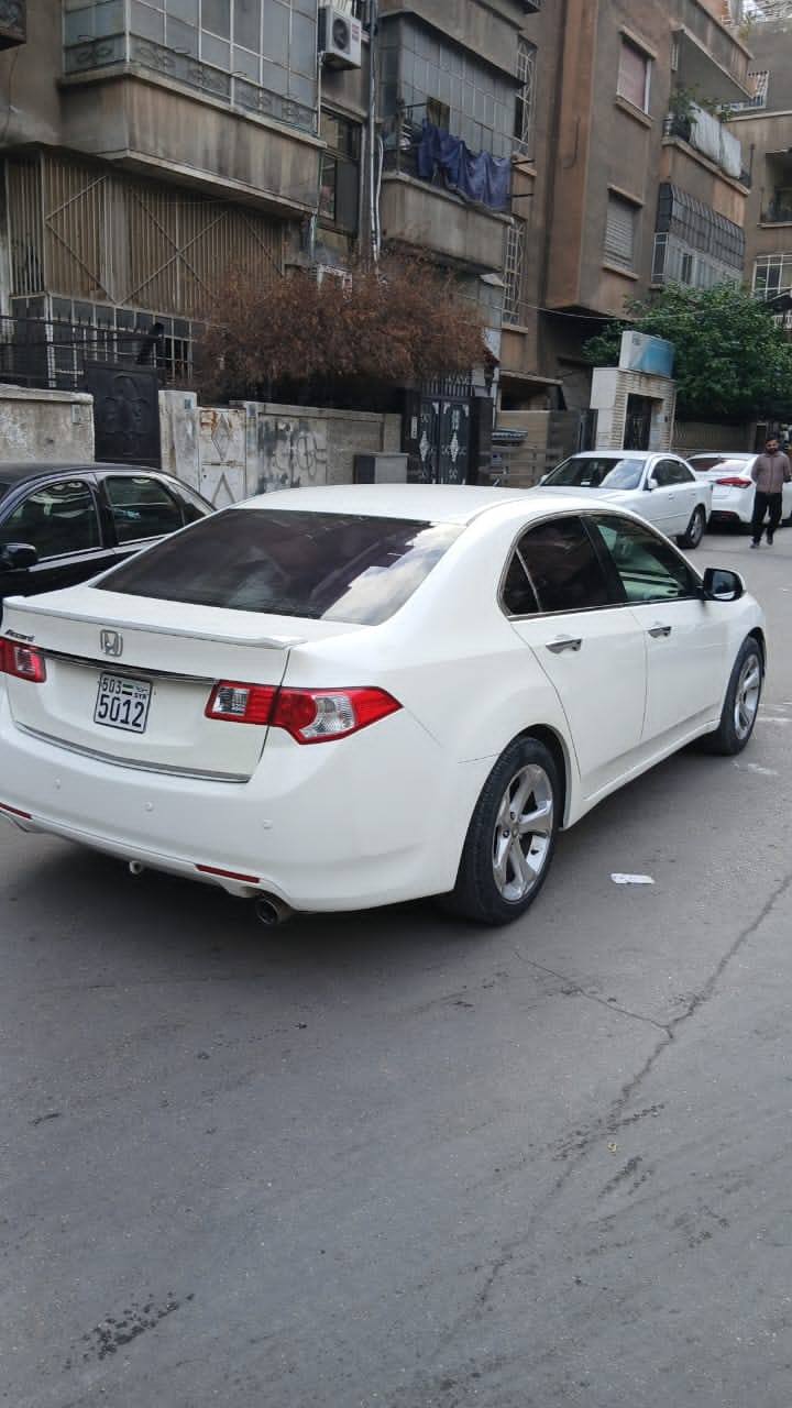 هوندا اكورد 2011 - صورة 3