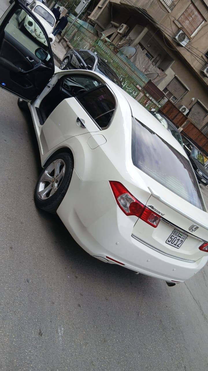 هوندا اكورد 2011 - صورة 4