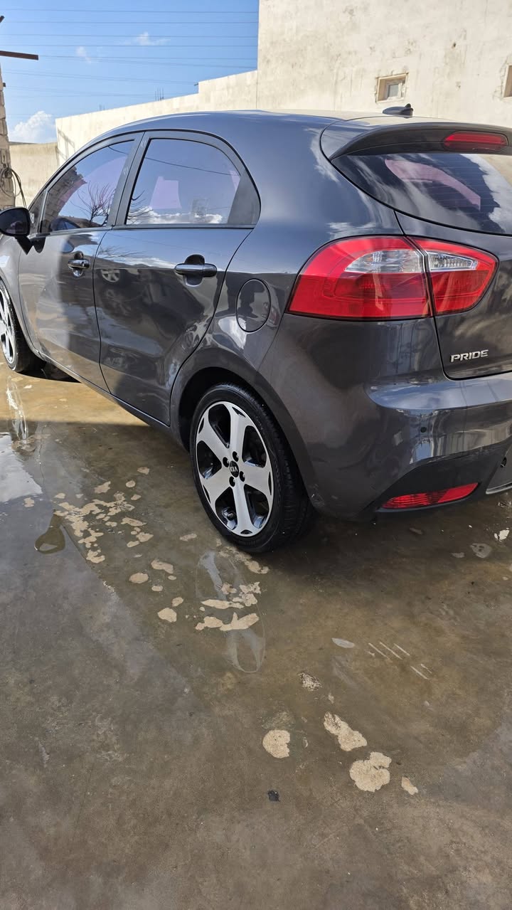 كيا ريو 2012 - صورة 5