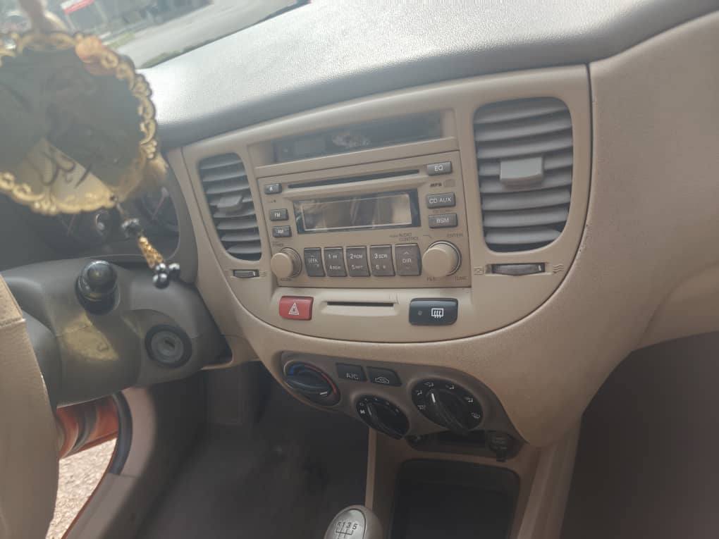 كيا ريو 2007 - صورة 4