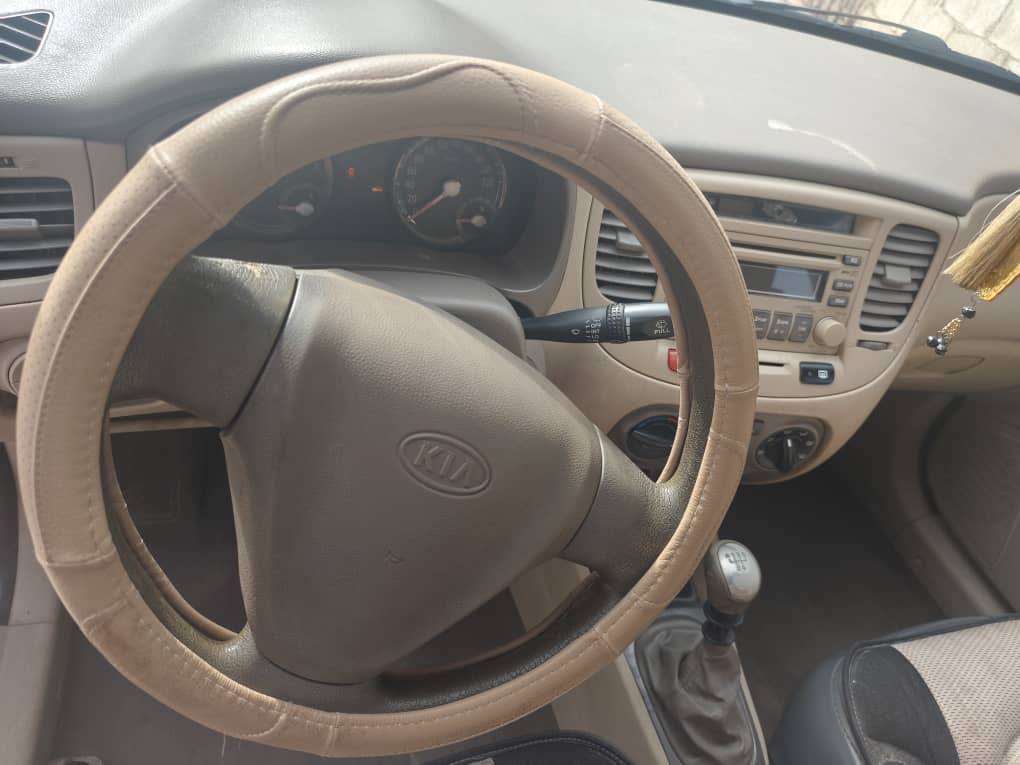 كيا ريو 2007 - صورة 5