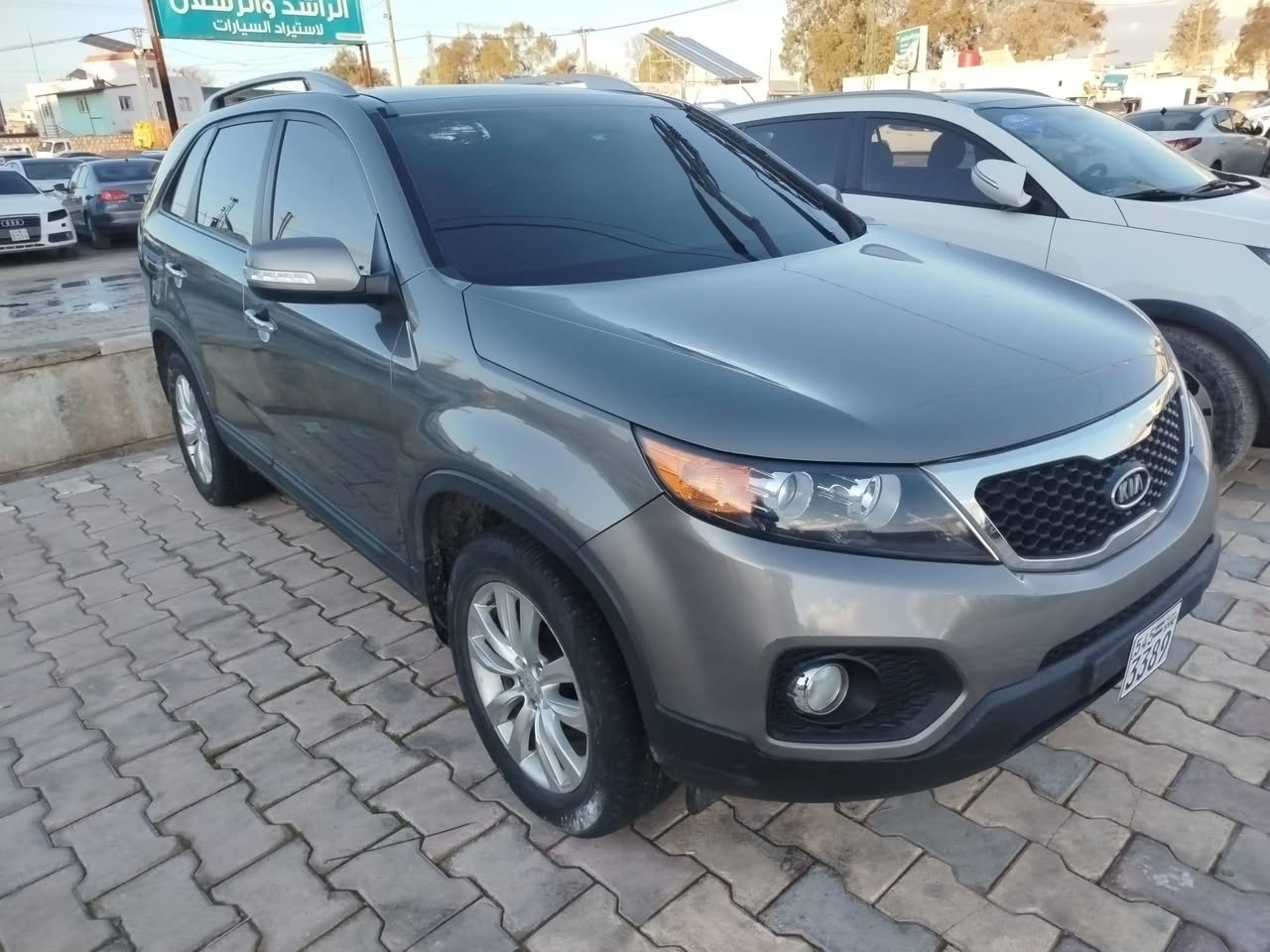 كيا سورينتو 2010 - صورة 4