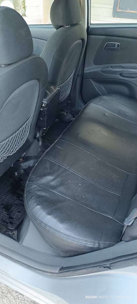 كيا ريو 2010 - صورة 5