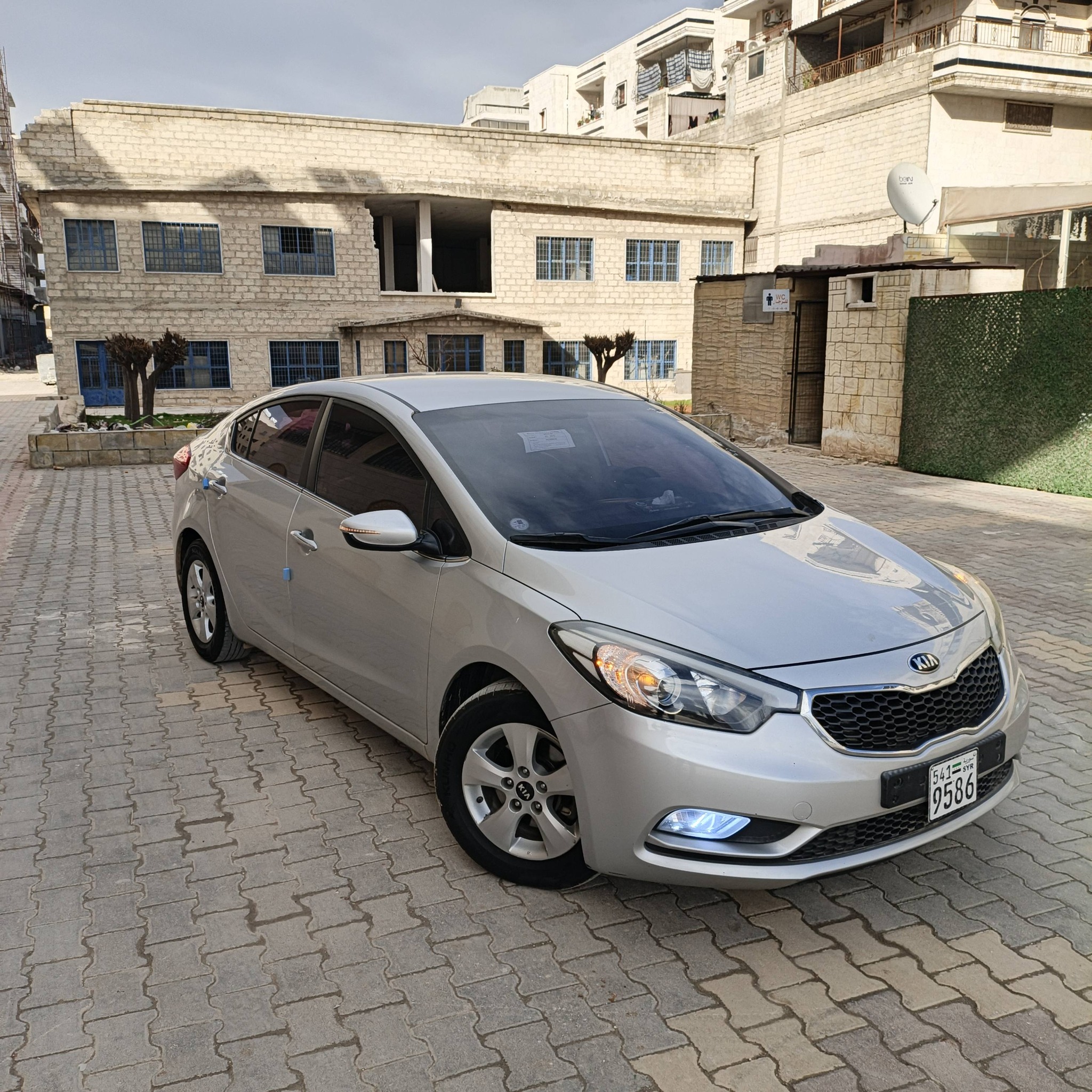 كيا كي 3 2015 - صورة 1