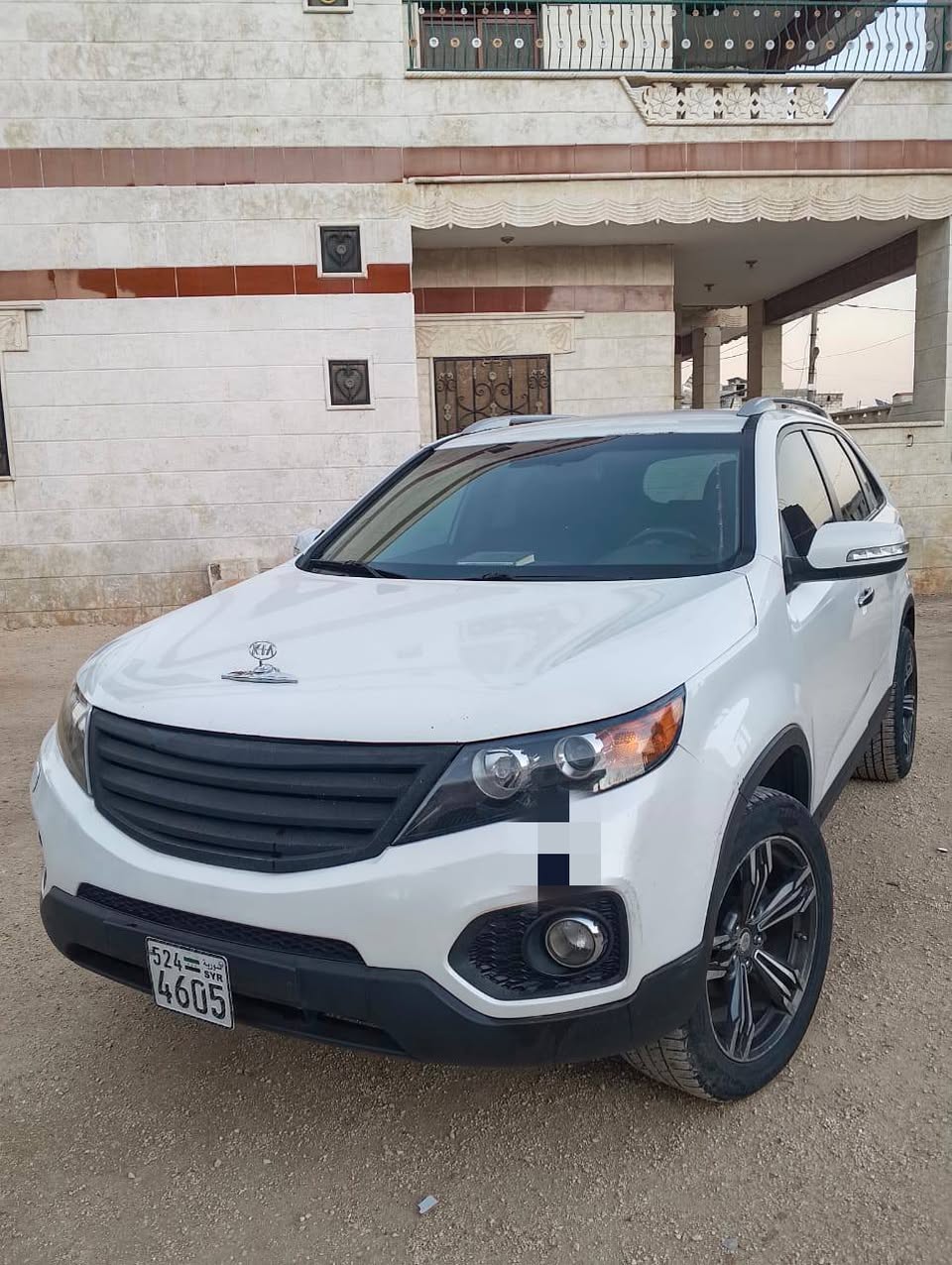 كيا سورينتو 2011 - صورة 2