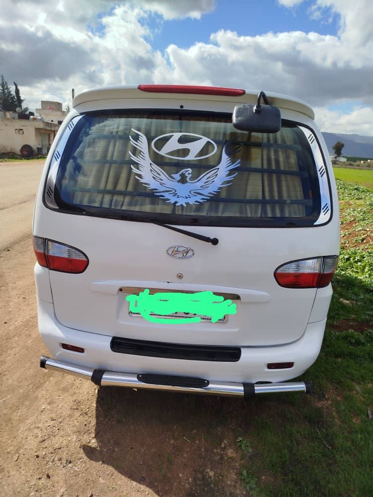 هيونداي ستاركس 2001 - صورة 2