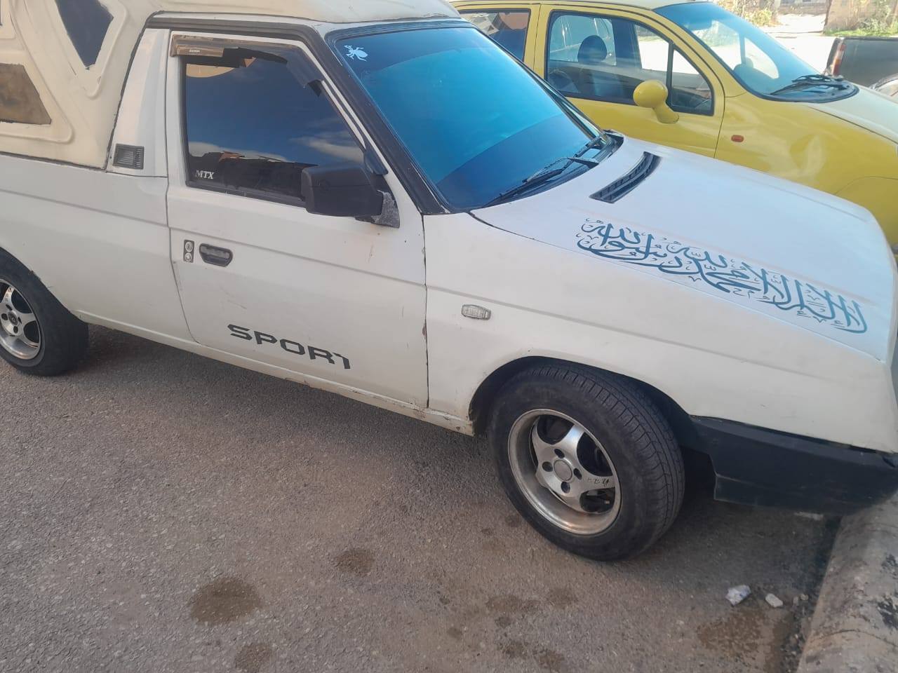 سكودا بيك آب 1994 - صورة 1