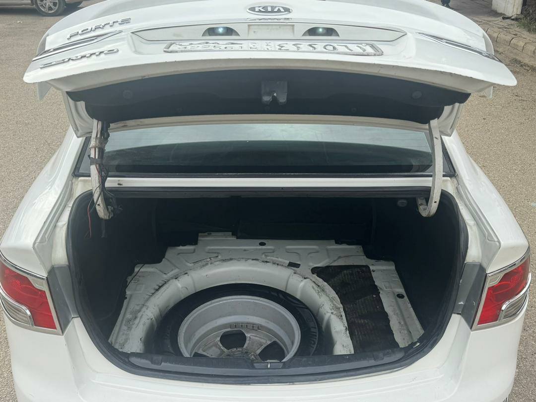 كيا سيراتو 2010 - صورة 4