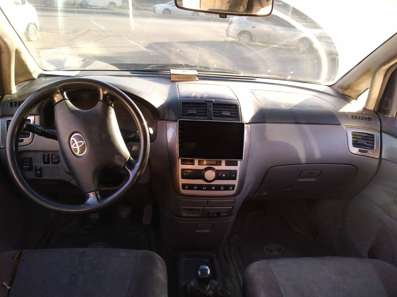 تويوتا Ipsum 2004 - صورة 3