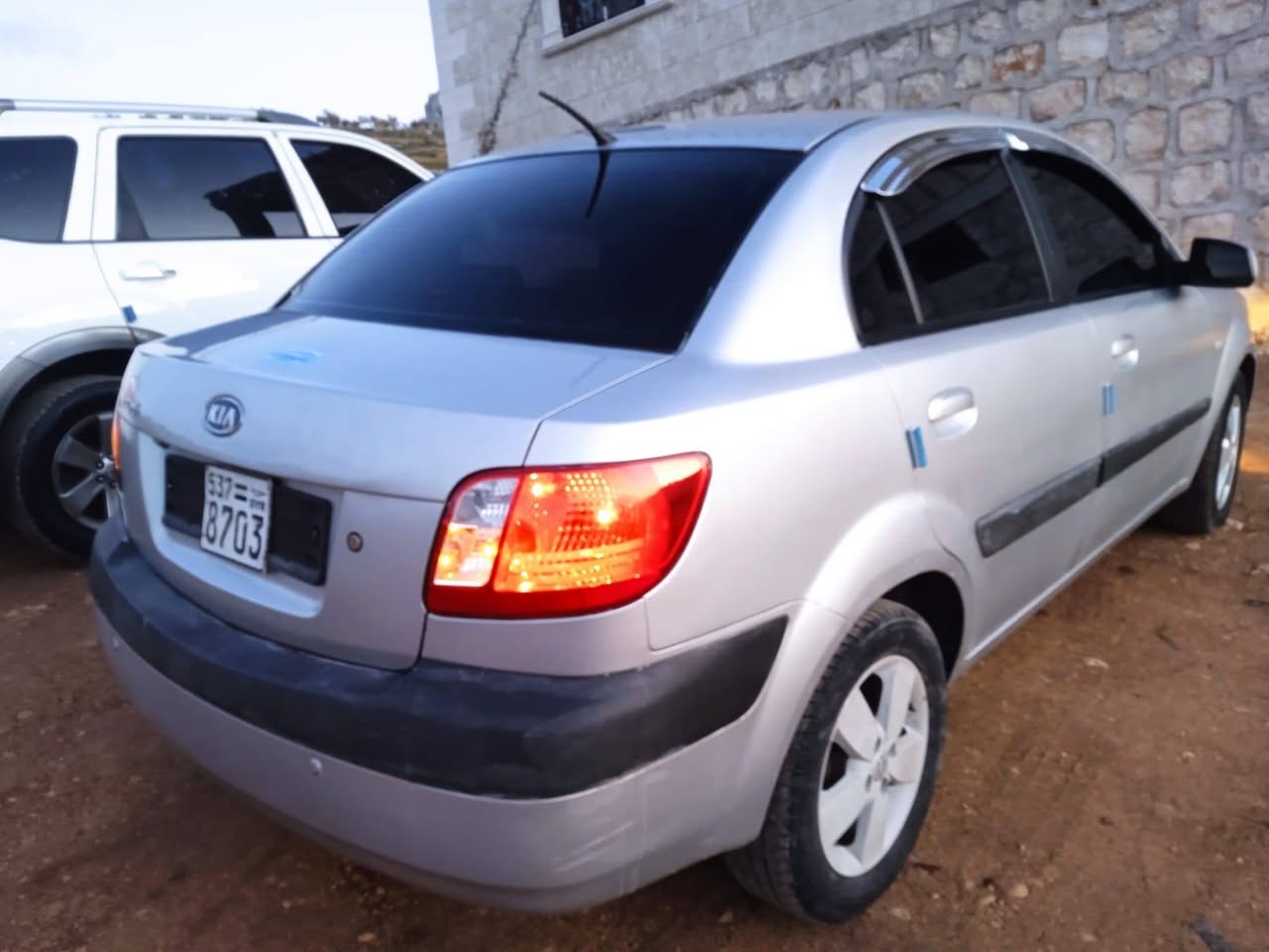 كيا ريو 2009 - صورة 2