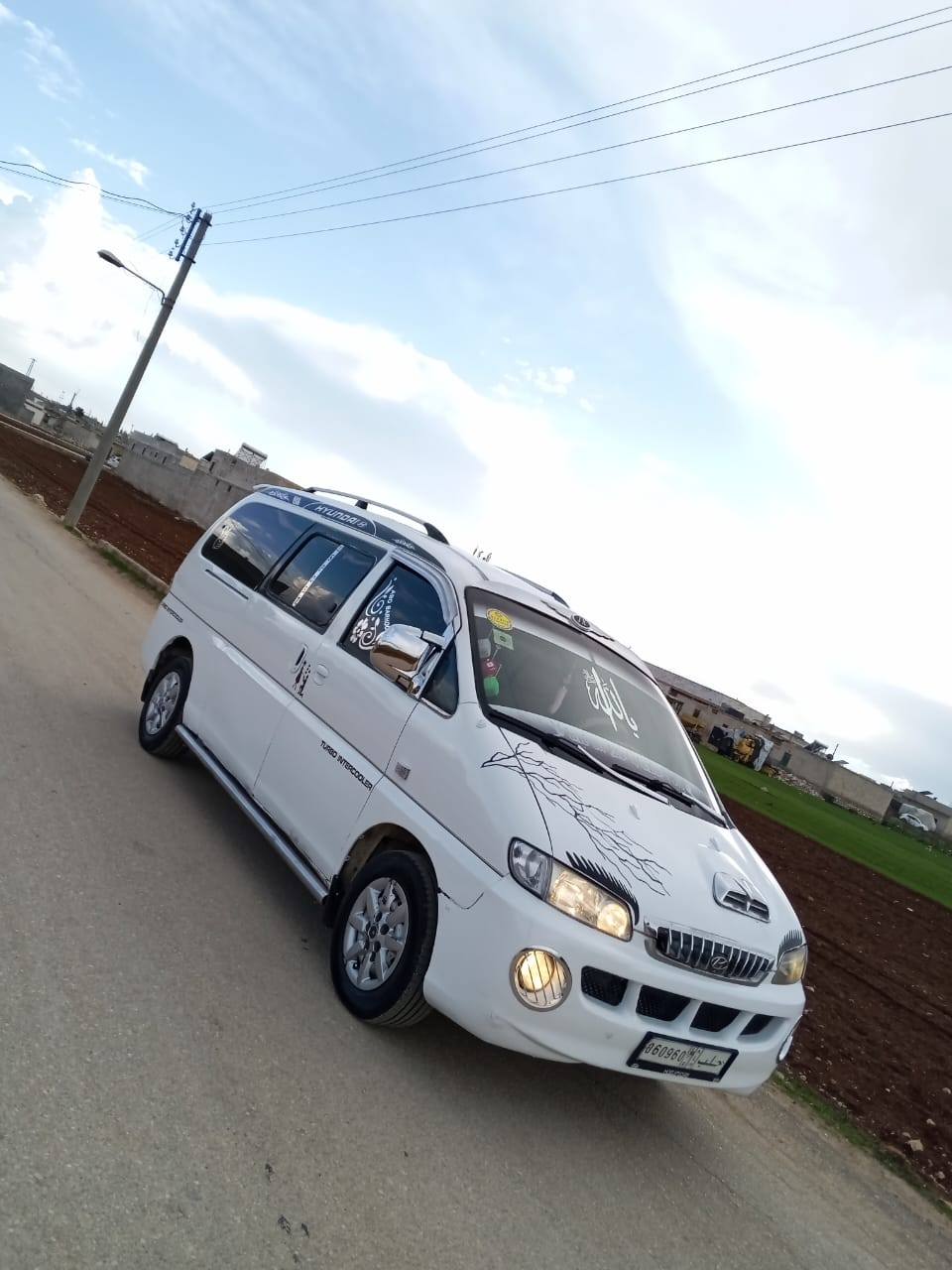 هيونداي ستاركس 2002 - صورة 3