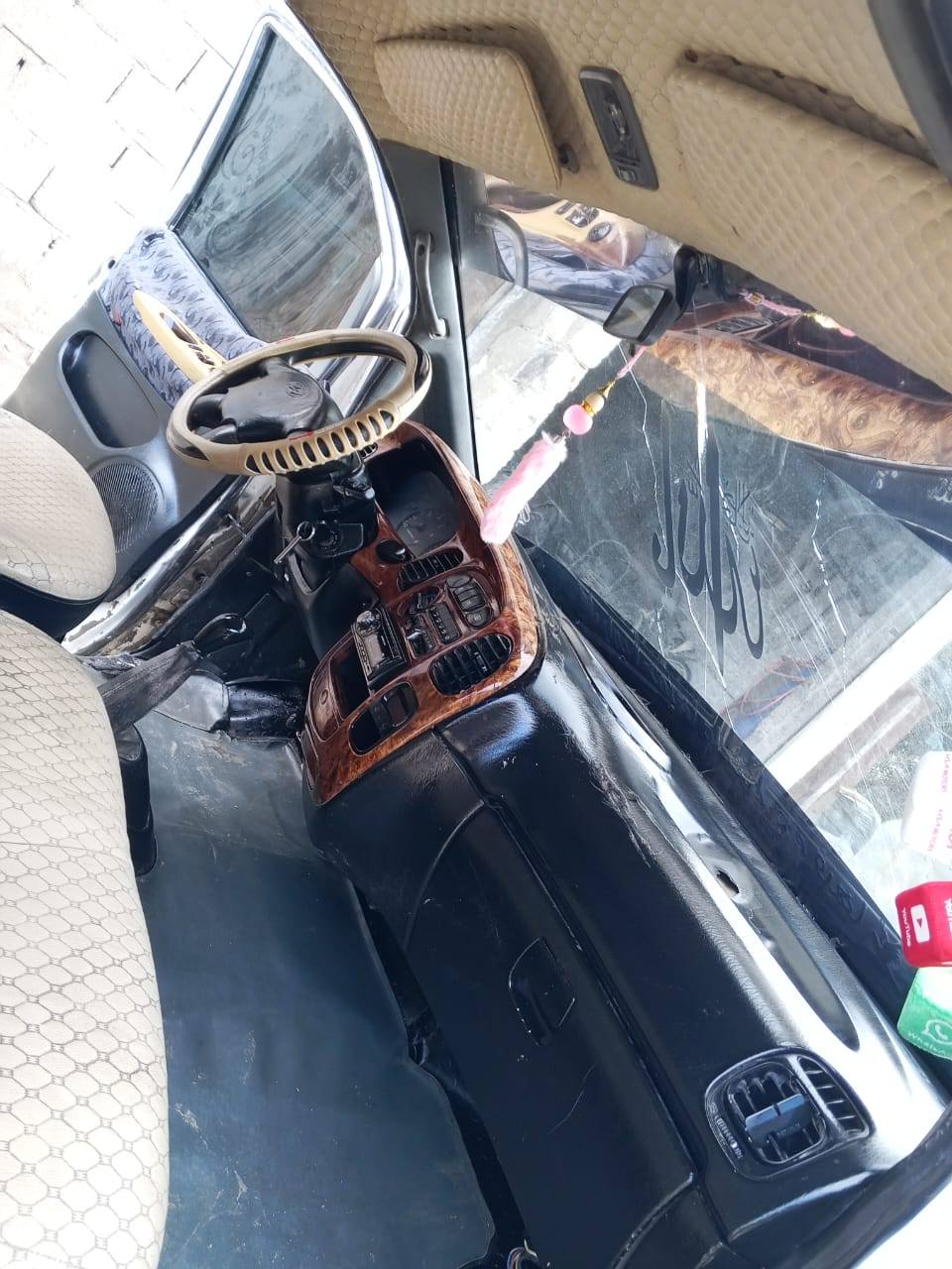 هيونداي ستاركس 2002 - صورة 5