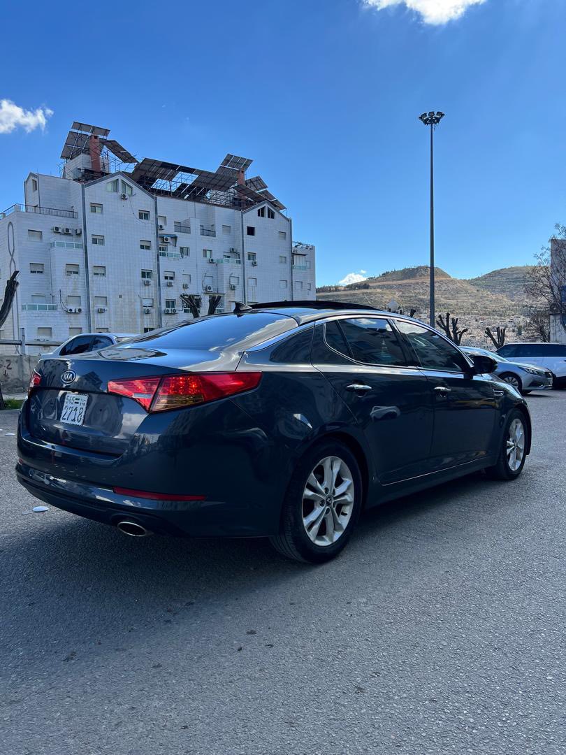 كيا اوبتيما 2012 - صورة 5