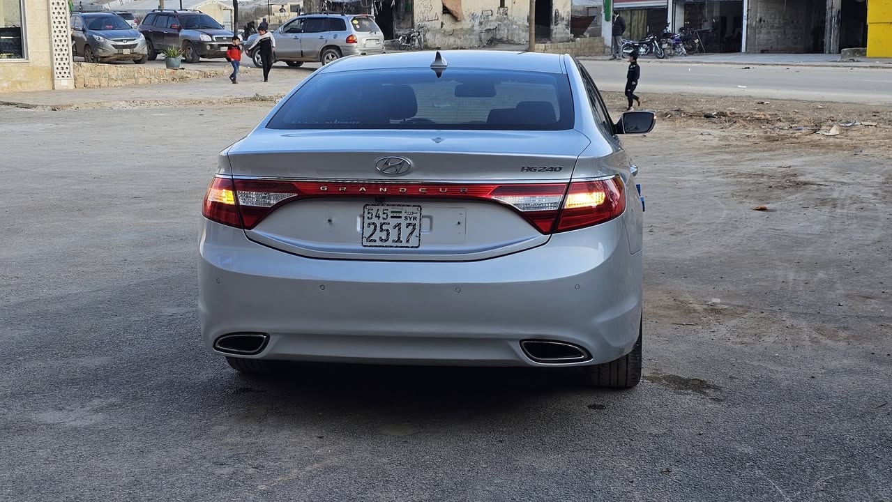 هيونداي ازيرا 2012 - صورة 5