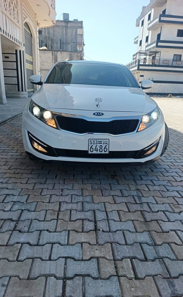 كيا اوبتما K5 2012 - صورة 1