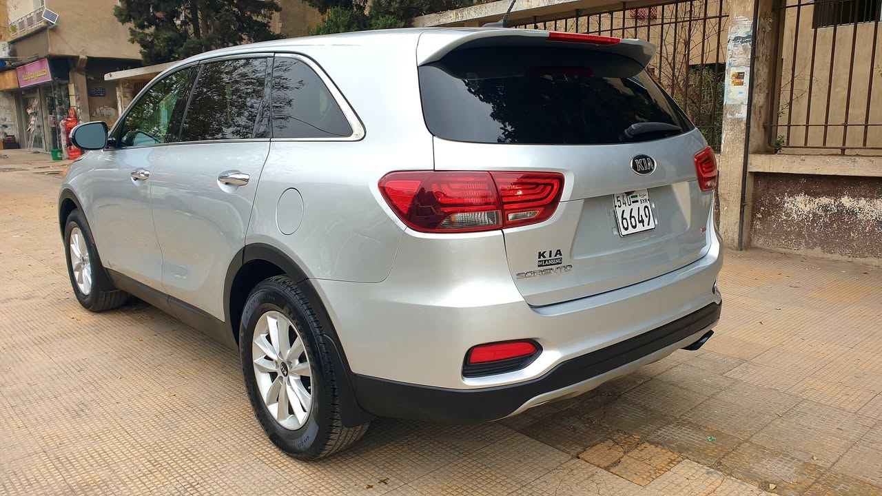 كيا سورينتو 2019 - صورة 2