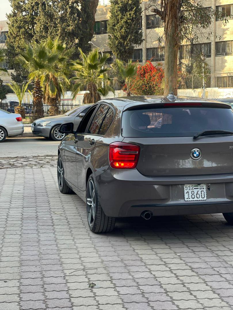 BM 118i 2015 - صورة 3