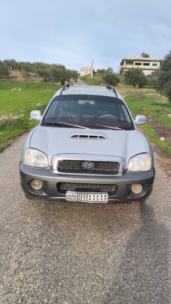 هيونداي سنتافي 2001 - صورة 1