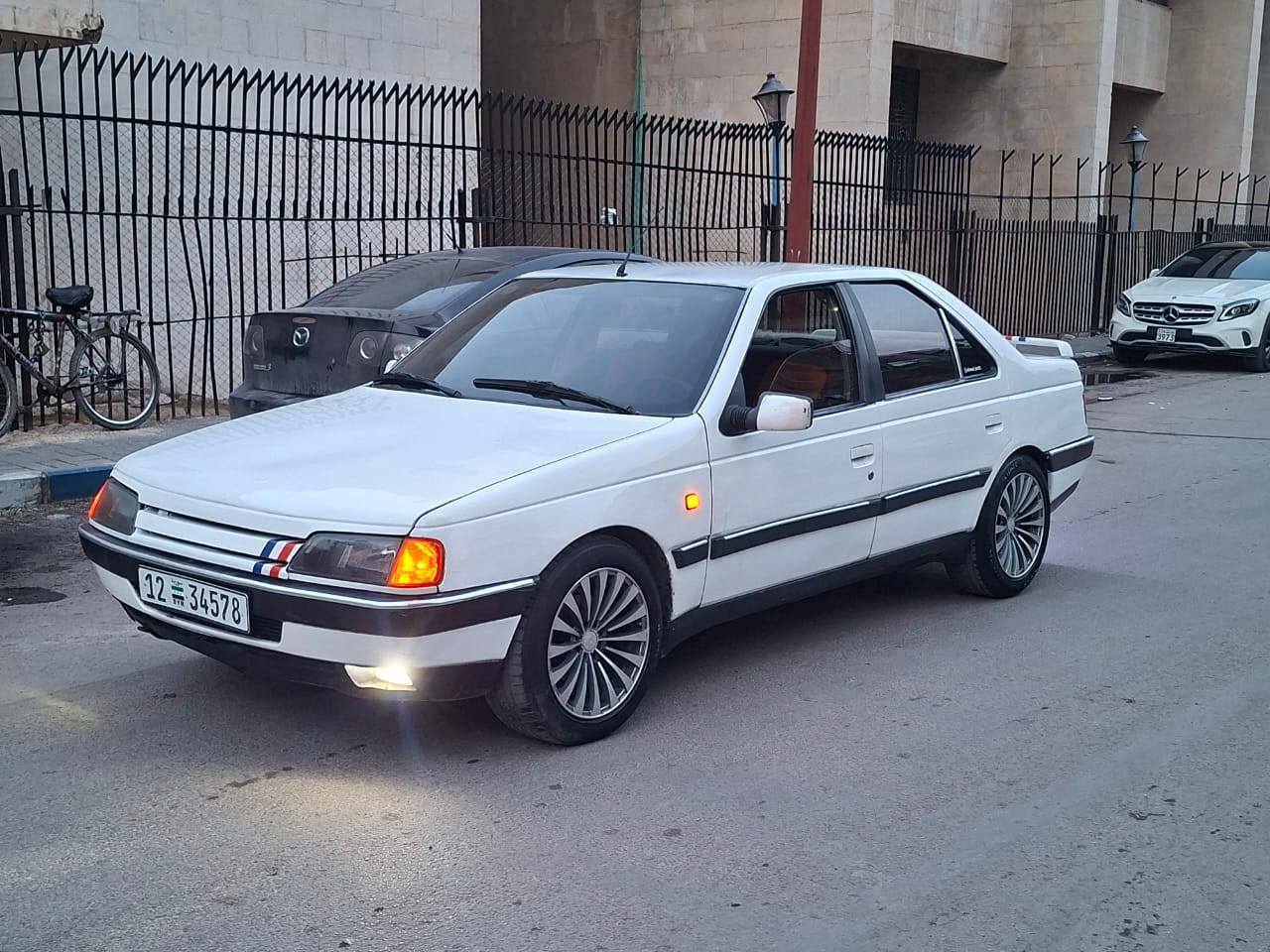 بيجو ٤٠٥ 1994 - صورة 5