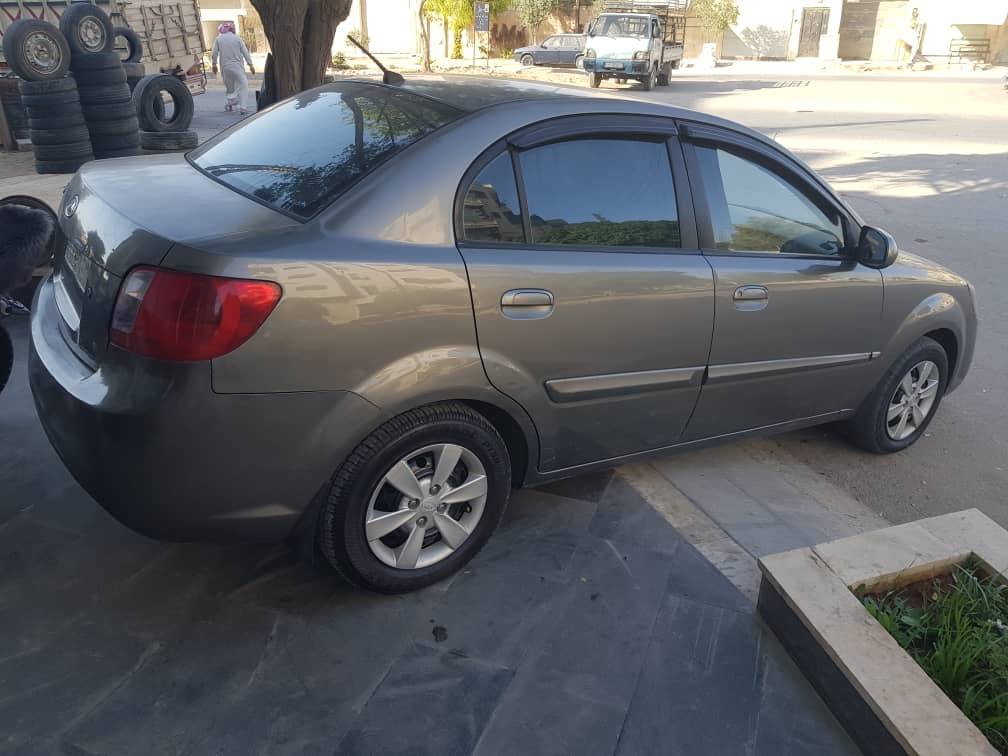 كيا ريو 2010 - صورة 1