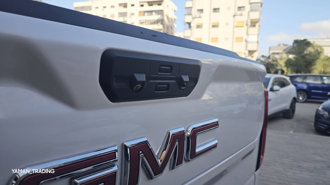 جي إم سي سييرا دينالي 2023 - صورة 4